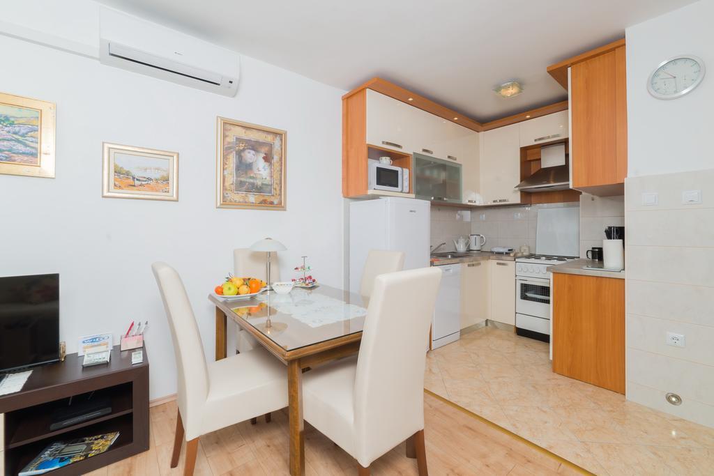 Apartment 28 Split Buitenkant foto